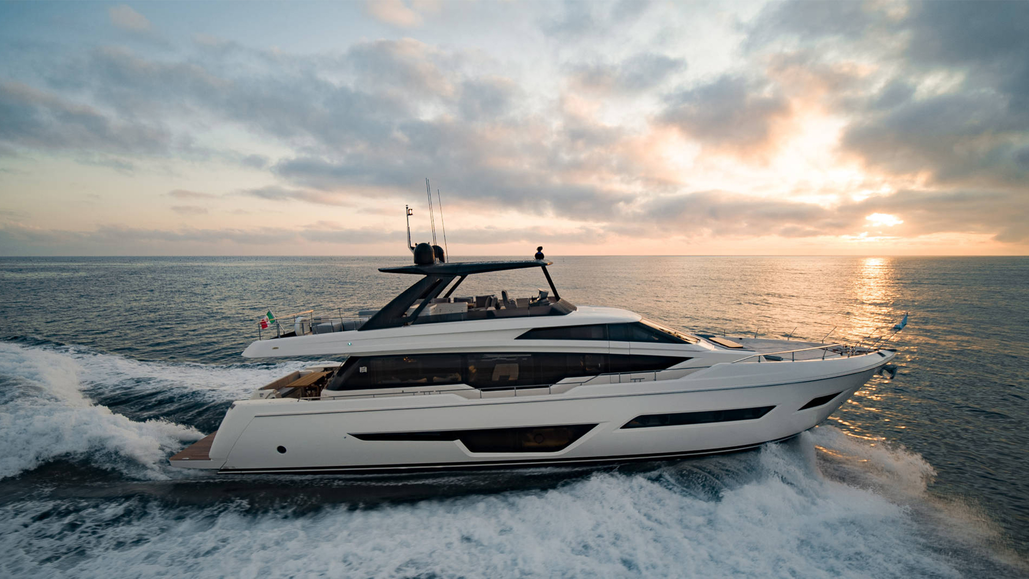 Ferretti-FY-780-1663107621a3c8d2f99c2d.jpeg