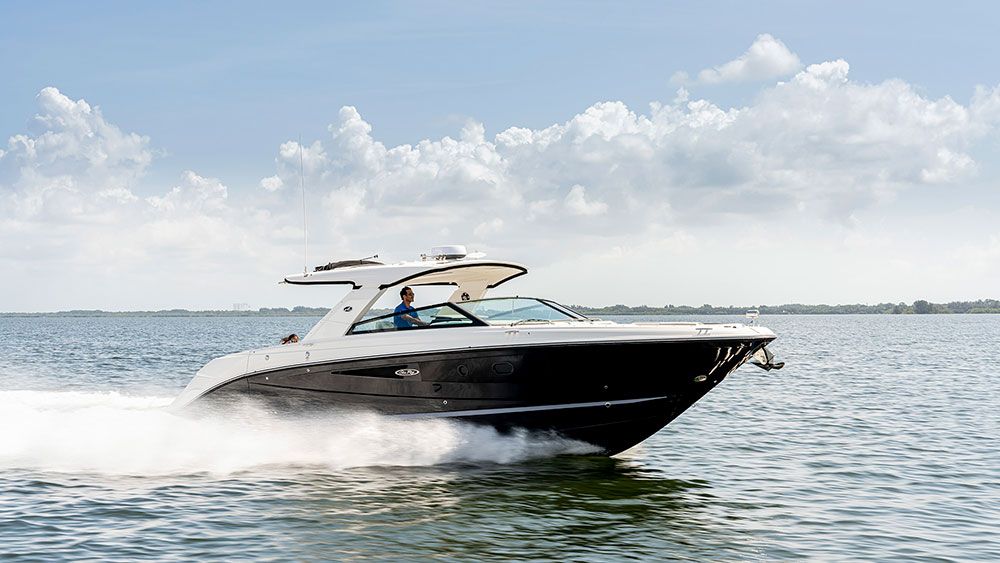 Sea-Ray-SLX-400-1601679207df1f389c.jpeg