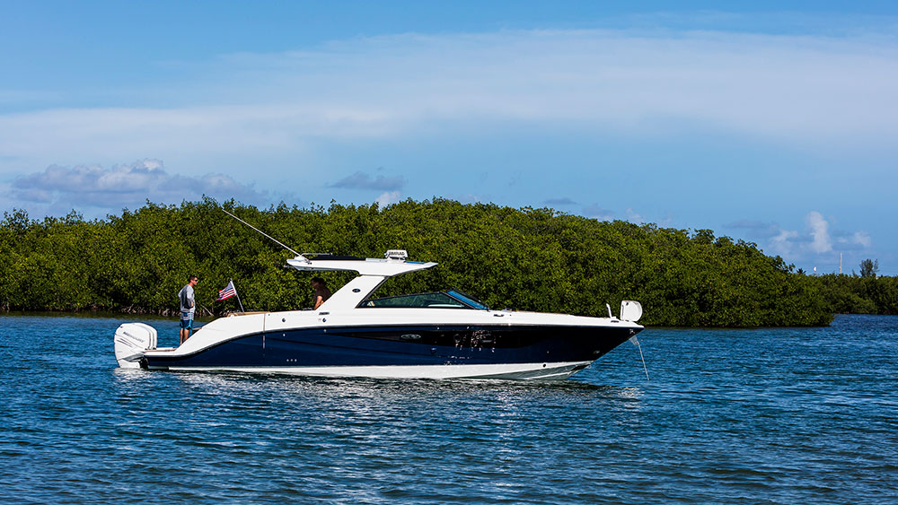 Sea-Ray-SLX-400-Outboard-1601667950123e0ab5ea3.jpeg